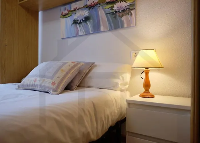 Cabrales - Parking Gratis - Wifi - A Un Paso Del Centro