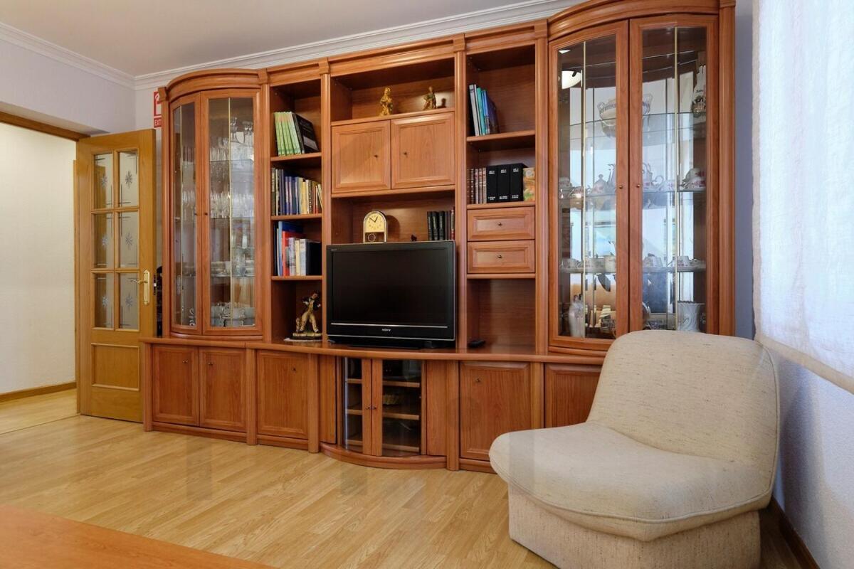 Cabrales - Parking Gratis - Wifi - A Un Paso Del Centro Apartment