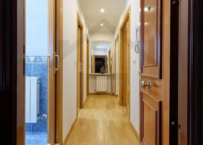 Cabrales - Parking Gratis - Wifi - A Un Paso Del Centro