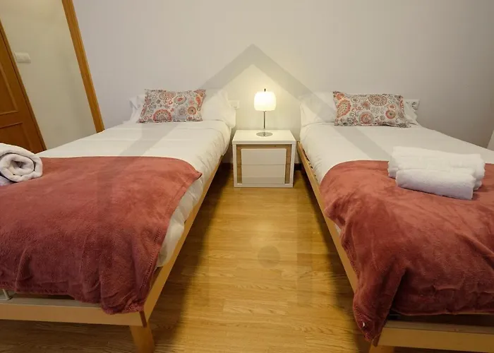 Cabrales - Parking Gratis - Wifi - A Un Paso Del Centro