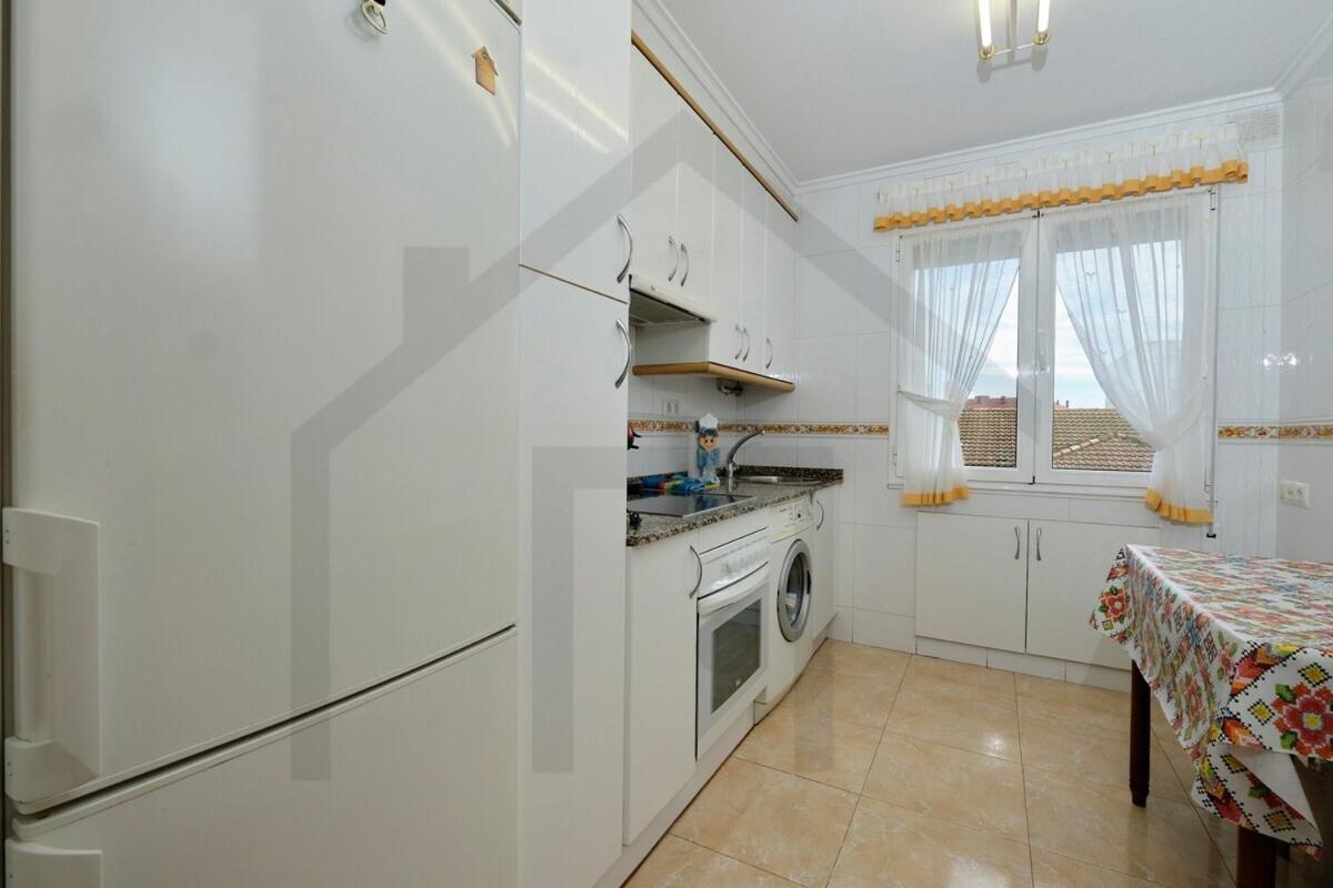 Apartment Cabrales - Parking Gratis - Wifi - A Un Paso Del Centro *