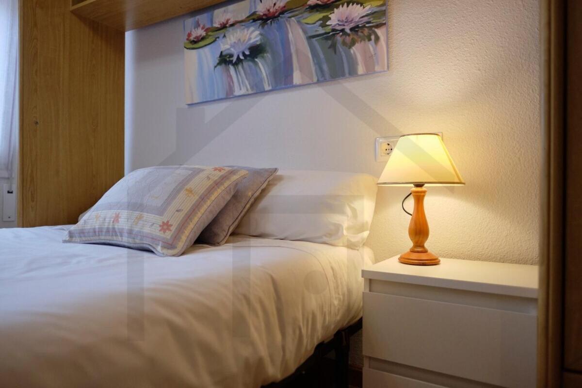 Apartamento Cabrales - Parking Gratis - Wifi - A Un Paso Del Centro *