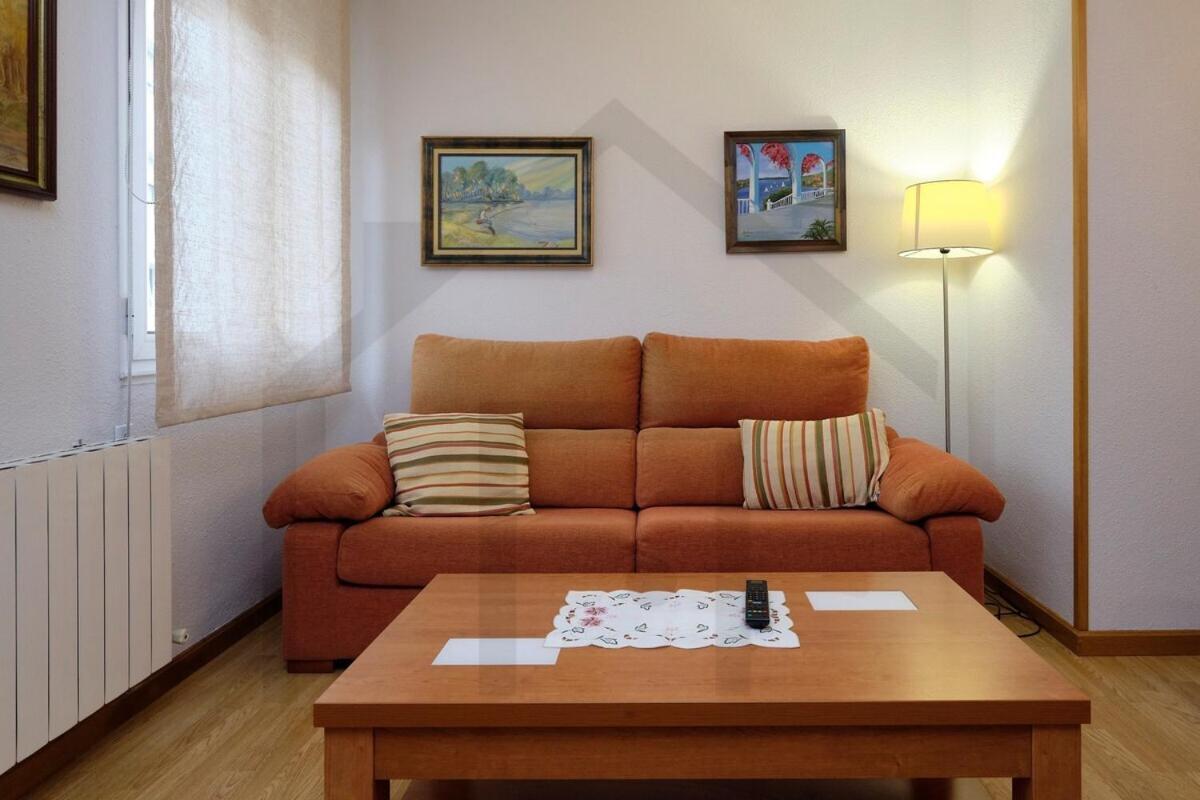 Apartment Cabrales - Parking Gratis - Wifi - A Un Paso Del Centro *