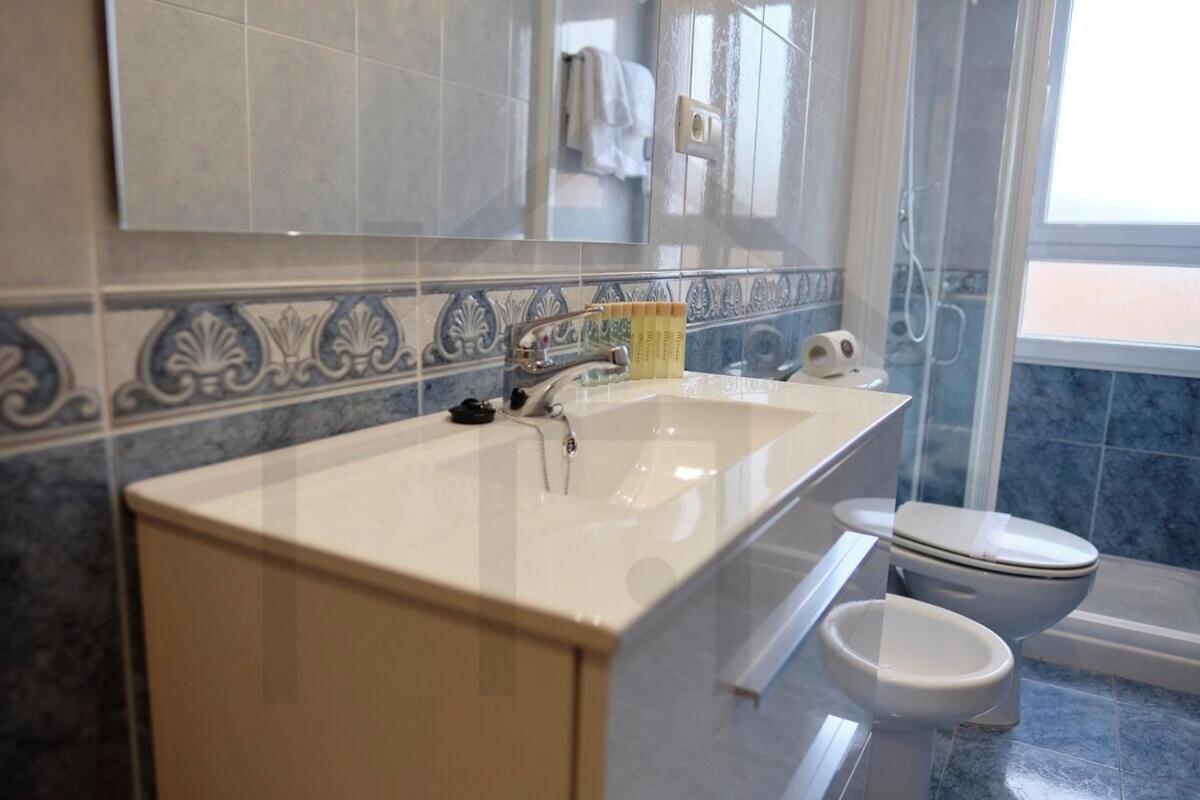 Apartment Cabrales - Parking Gratis - Wifi - A Un Paso Del Centro *