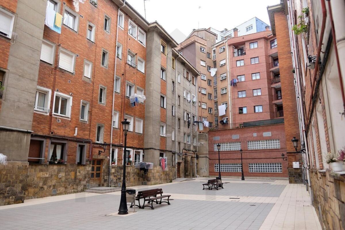 Apartment Cabrales - Parking Gratis - Wifi - A Un Paso Del Centro *